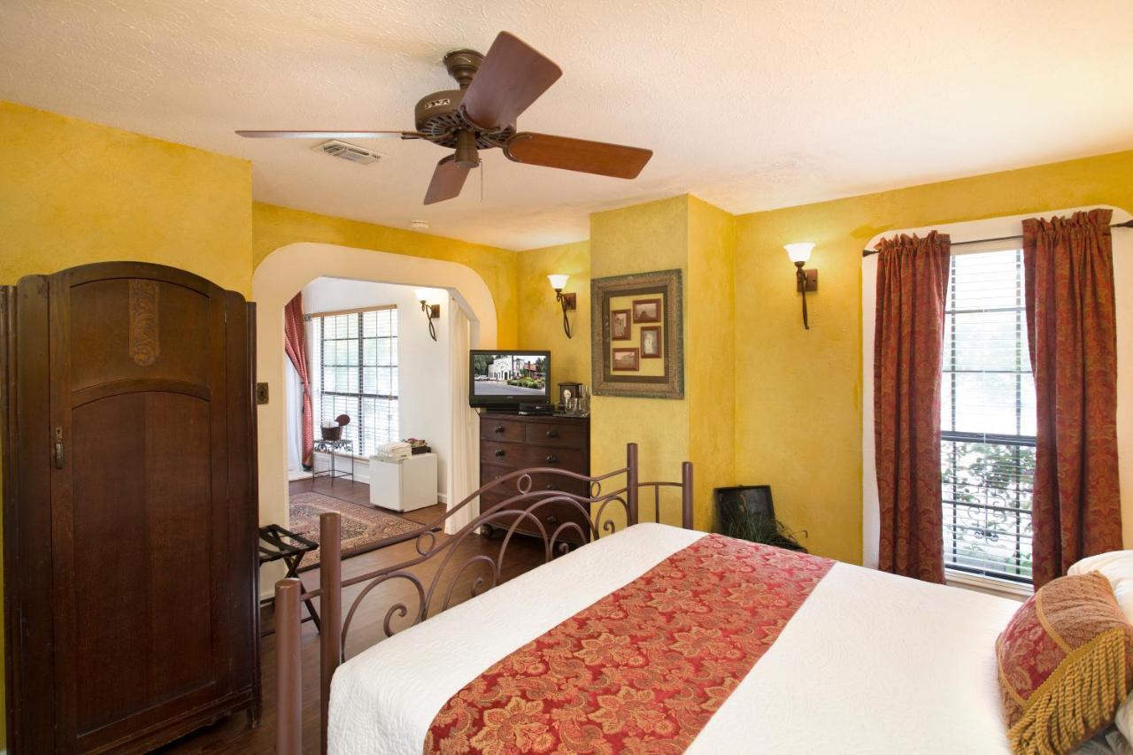 Lakehouse Bed And Breakfast Canyon Lake Esterno foto