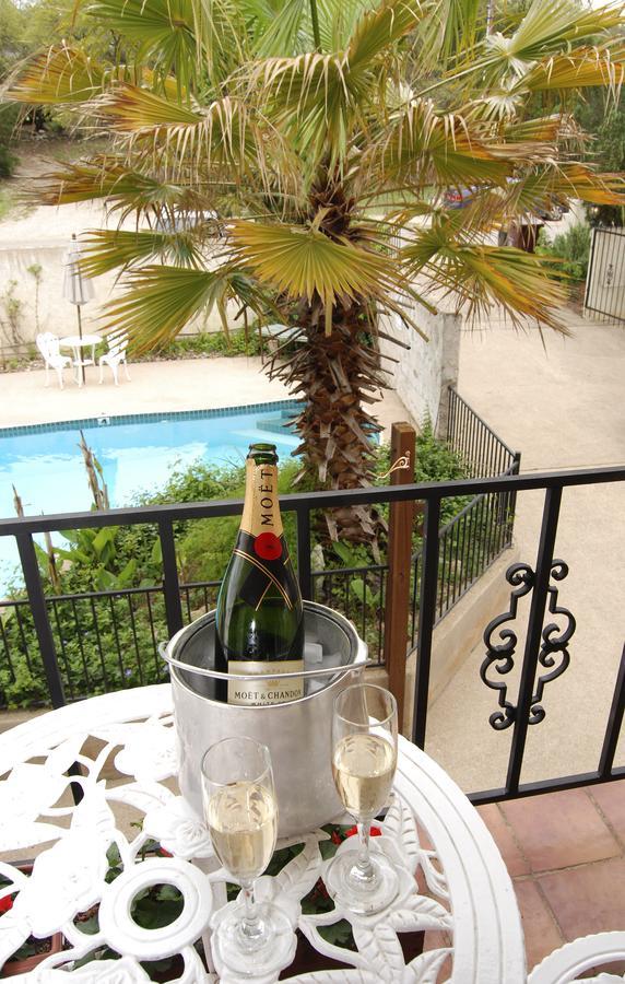 Lakehouse Bed And Breakfast Canyon Lake Esterno foto